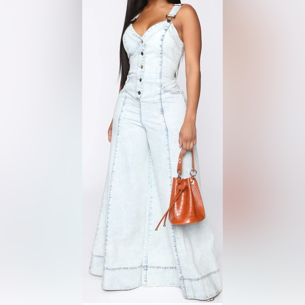 Fashion Nova Sky Blue Wide Leg Jeans